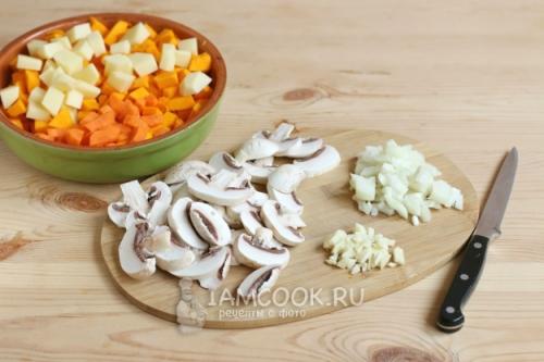 Вкус Польши: рецепт супа из грибов с кускусом и тыквой 17 Вкус Польши: рецепт супа из грибов с кускусом и тыквой 17