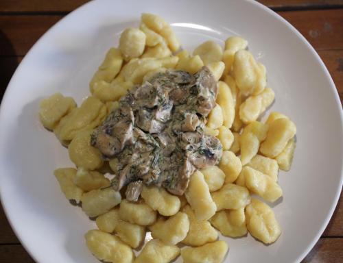 Какие виды соусов можно использовать вместе с лесными грибами в польских супах. Польский грибной соус — Польская кухня