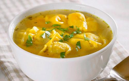 Какие виды напитков можно подавать к польским супам из лесных грибов. Какие блюда попробовать в Польше