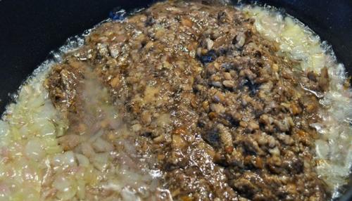 Икра из грибов синеножек. Грибная икра из вареных грибов — самый вкусный рецепт