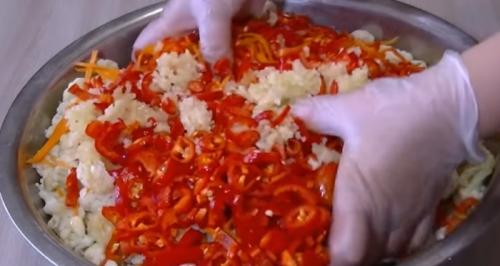 Цветная капуста по-корейски с болгарским перцем. Цветная капуста по-корейски с морковью – пошаговый рецепт