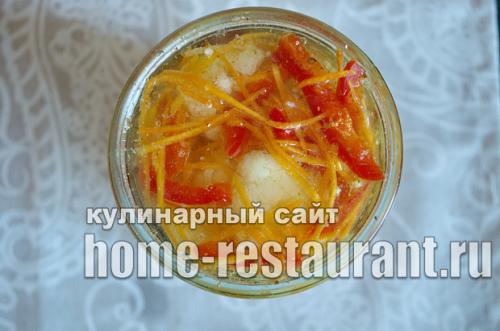 Маринованная цветная капуста на зиму по-корейски.