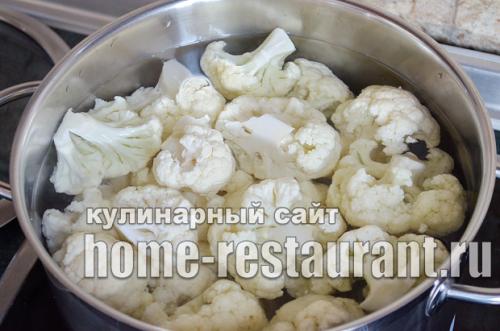 Маринованная цветная капуста на зиму по-корейски.