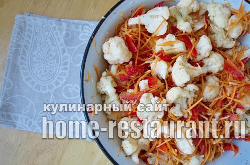 Маринованная цветная капуста на зиму по-корейски.