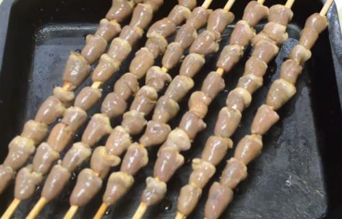 Куриные сердечки на шпажках в духовке рецепт. Вкусный шашлык из куриных сердечек с соевым соусом и медом в духовке на шпажках