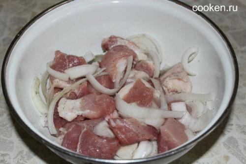 Домашний шашлык в духовке на решетке в кефирном маринаде. Шашлык на кефире 05 Домашний шашлык в духовке на решетке в кефирном маринаде. Шашлык на кефире 05