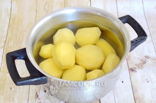 Ароматный картофель с розмарином: простой рецепт запекания в пергаменте 09