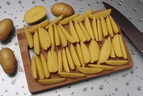 Картофель с розмарином запеченный в пергамент.  Как приготовить картофель с розмарином и чесноком — рецепт запеченной в духовке картошки с пошаговыми фото