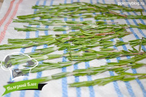 Ароматный картофель с розмарином: простой рецепт запекания в пергаменте 19