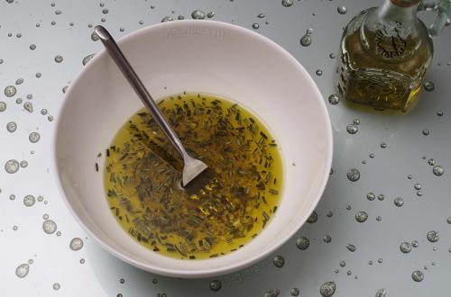 Картофель с розмарином запеченный в пергамент.  Как приготовить картофель с розмарином и чесноком — рецепт запеченной в духовке картошки с пошаговыми фото