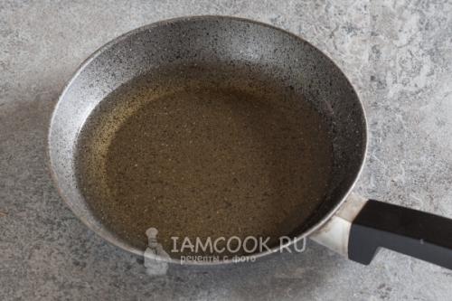 Хрустящие картофельные чипсы в духовке: простой рецепт с пергаментом 18 Хрустящие картофельные чипсы в духовке: простой рецепт с пергаментом 18