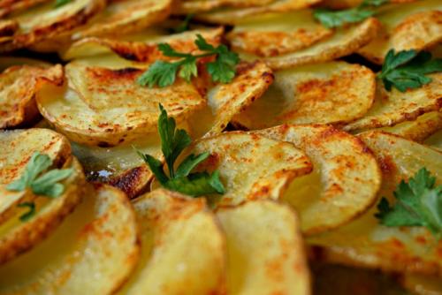 Какие преимущества приготовления картофельных чипсов дома. Рецепт домашних чипсов из картофеля