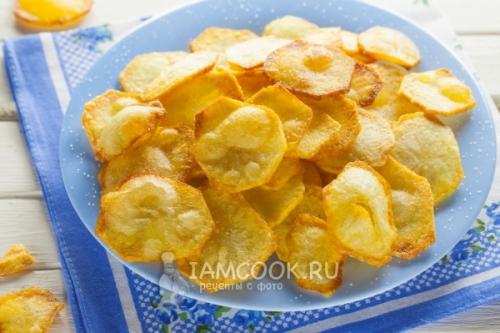 Хрустящие картофельные чипсы в духовке: простой рецепт с пергаментом 22 Хрустящие картофельные чипсы в духовке: простой рецепт с пергаментом 22