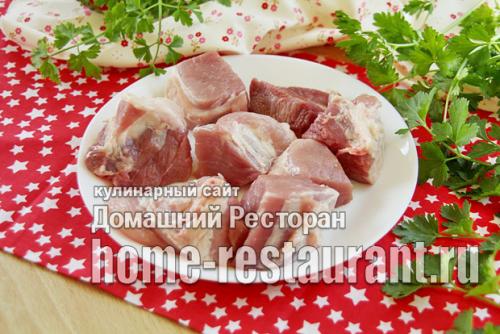 Шашлык на сковороде из свинины. 