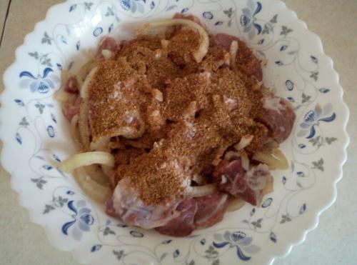 Шашлык в духовке на шпажках с картошкой. Вкусный шашлык из свинины на шпажках — рецепт сочного шашлыка с картошкой в духовке