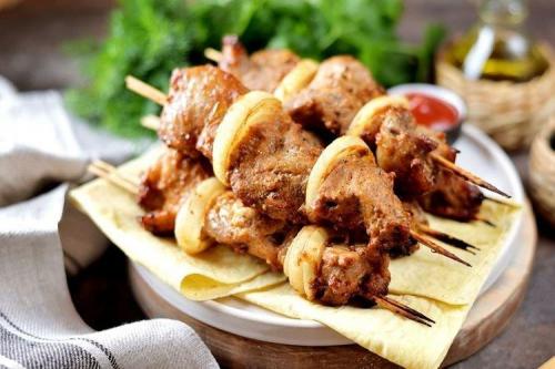 Шашлык из свинины на шпажках в духовке. 10 лучших рецептов шашлыка из свинины на шпажках в духовке