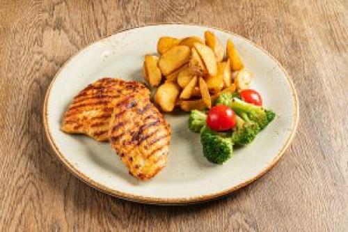 Какие специи лучше всего подходят для картофеля дольками. Ингредиенты: