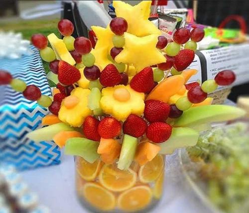 Фруктовые шпажки на Новый год. Канапе из фруктов на шпажках для фуршета — самые простые рецепты с фотографиями