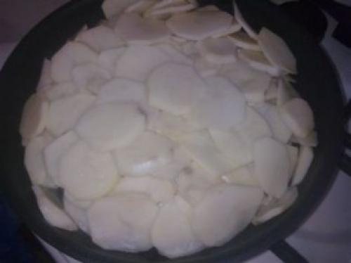 Мясо по-французски из говядины на сковороде. Мясо по-французски без духовки