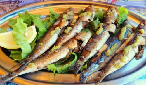 Сардины тушеные. Сардины, запеченные в духовке