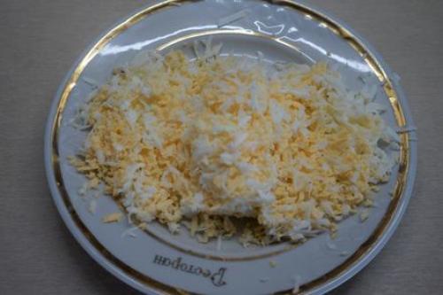 Бутерброды с сардиной в томатном соусе. Бутерброды с сардиной и яйцом на скорую руку