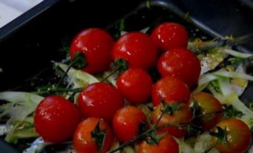 Сардины тушеные. Сардины, запеченные в духовке