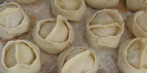 Простое и быстрое пресное тесто для мантов в хлебопечке: пошаговая инструкция 03 Простое и быстрое пресное тесто для мантов в хлебопечке: пошаговая инструкция 03