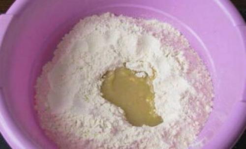 Какие ингредиенты необходимы для приготовления теста на кипятке. Заварное тесто для пельменей