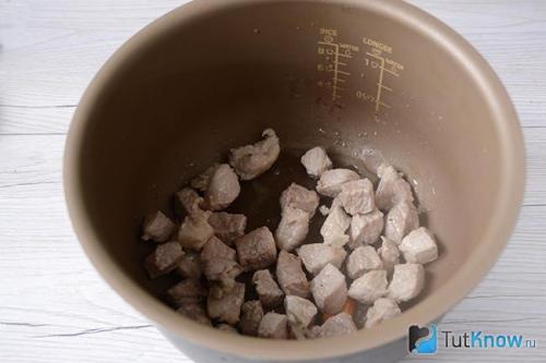 Плов из свинины с перловкой в духовке. Плов из перловки с мясом 30