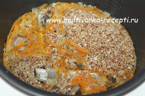 Гречка с ребрышками в мультиварке