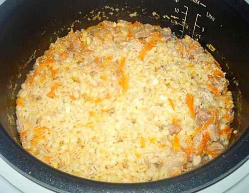 Перловка с мясом в мультиварке поларис. Перловая каша со свининой в мультиварке