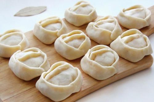 Какие ингредиенты необходимы для приготовления домашнего теста для мантов. 15 лучших рецептов теста на манты