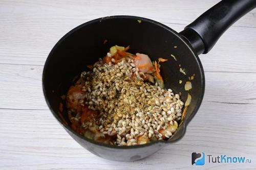 Как приготовить ребрышки с перловкой. Перловая каша с копчёными рёбрами (в горшочке) 33 Как приготовить ребрышки с перловкой. Перловая каша с копчёными рёбрами (в горшочке) 33