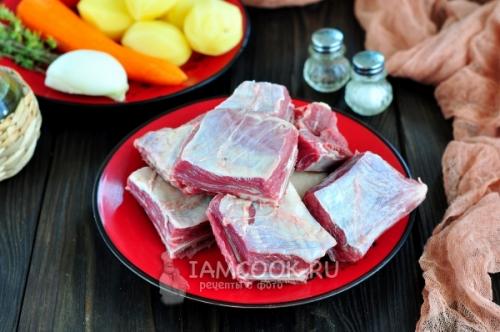 Тушёные говяжьи ребра с картофелем и перловкой. Картофель с ребрами телятины 04 Тушёные говяжьи ребра с картофелем и перловкой. Картофель с ребрами телятины 04