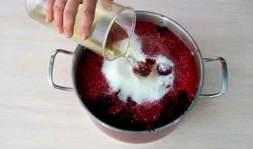 Икра из свеклы на зиму: 5 рецептов пальчики оближешь