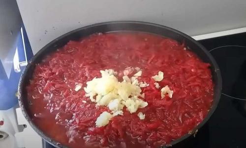 Салат из свеклы на зиму пальчики оближешь. Салат из свеклы на зиму «Пальчики оближешь»- очень вкусные и простые рецепты