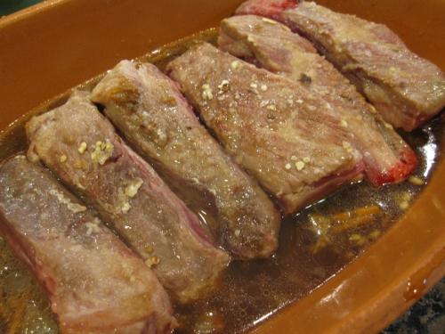 Перловка с ребрышками и грибами.