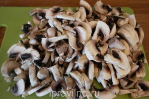 Плов из перловки с грибами и мясом. Плов из перловки и шампиньонов: рецепт с пошаговыми фото