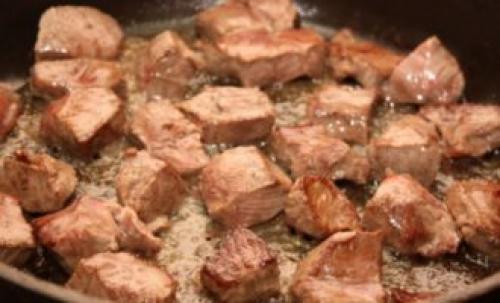 Перловка с мясом в духовке в казане. Со свининой