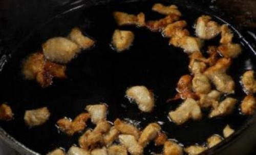 Перловка с мясом в духовке в казане. Со свининой