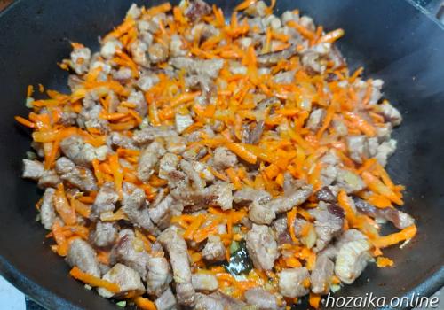 Рассыпчатая перловка с мясом. Перловая каша с мясом рецепт