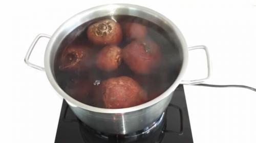 Салат из свеклы на зиму пальчики оближешь. Салат из свеклы на зиму в банках без стерилизации