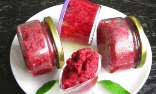 Соус из свёклы с хреном на зиму. Тертый хрен со свеклой на зиму