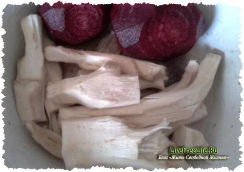 Соус из свёклы с хреном на зиму. Тертый хрен со свеклой на зиму 17