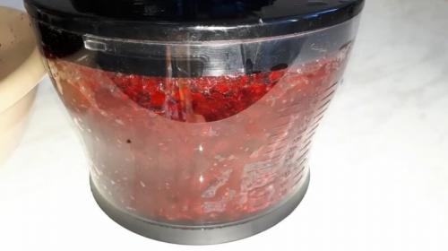 Салат из свеклы на зиму пальчики оближешь. Салат из свеклы на зиму в банках без стерилизации