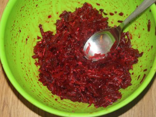 Свекла с хреном салат. Свекла с хреном