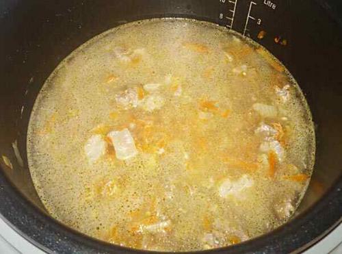 Перловка с мясом в мультиварке поларис. Перловая каша со свининой в мультиварке