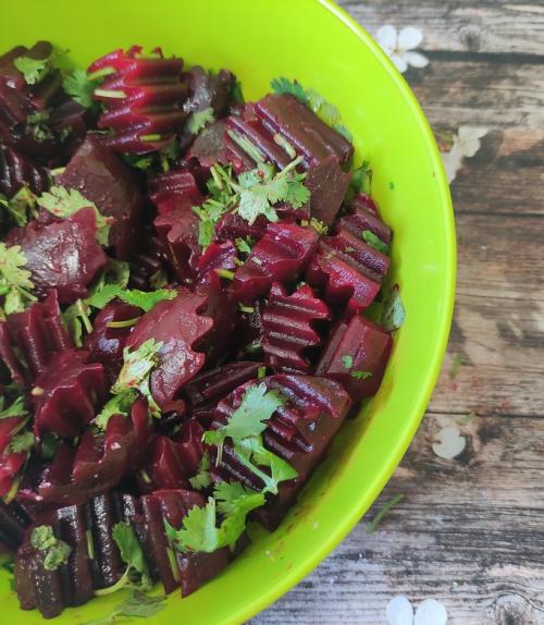 Рецепт маринованной свеклы по-грузински. Маринованная свёкла по-грузински в ткемали с зеленью