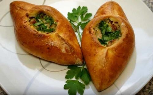 Как лепить расстегаи.  Расстегаи с рыбой