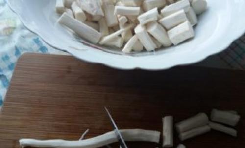 Хреновина со свеклой и помидорами. Классическая хреновина